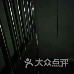 娱乐吃瓜密室逃脱,一场惊心动魄的逃脱之旅 第2张 娱乐吃瓜密室逃脱,一场惊心动魄的逃脱之旅 第2张