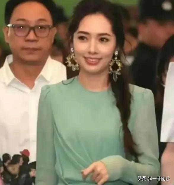 最近娱乐圈吃瓜现状,揭秘近期热点事件背后的真相 第2张 最近娱乐圈吃瓜现状,揭秘近期热点事件背后的真相 第2张