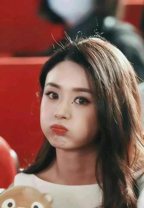 娱乐圈吃瓜中国女明星,揭秘中国女明星的吃瓜盛宴 第2张 娱乐圈吃瓜中国女明星,揭秘中国女明星的吃瓜盛宴 第2张